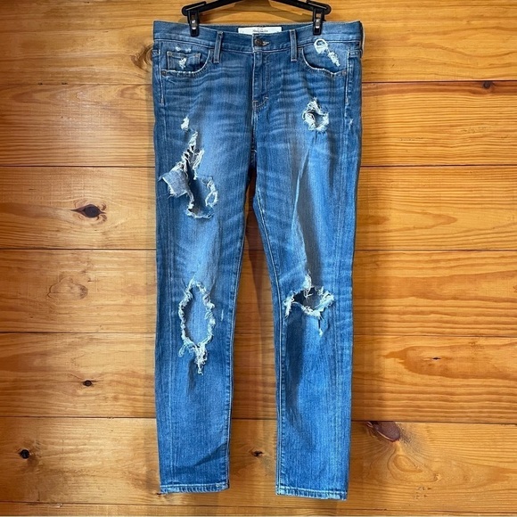 Abercrombie & Fitch Distressed Mid Rise Jeans 26 - Picture 1 of 10